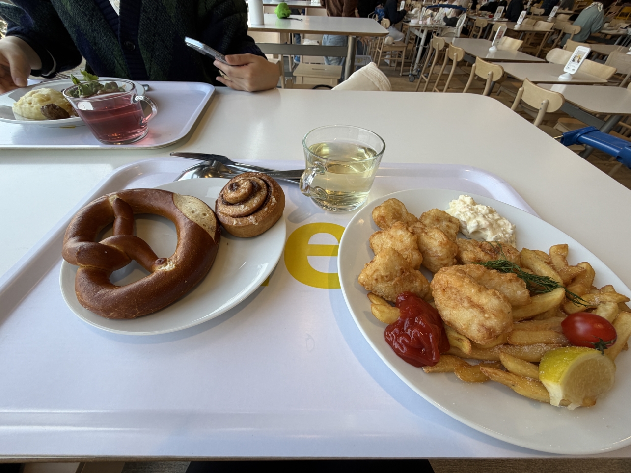 港北IKEAで北欧ランチ