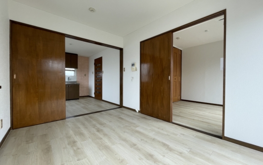 駅徒歩1分×賃料9.4万円の2DK物件！✨(メゾンロヒタカーレ)