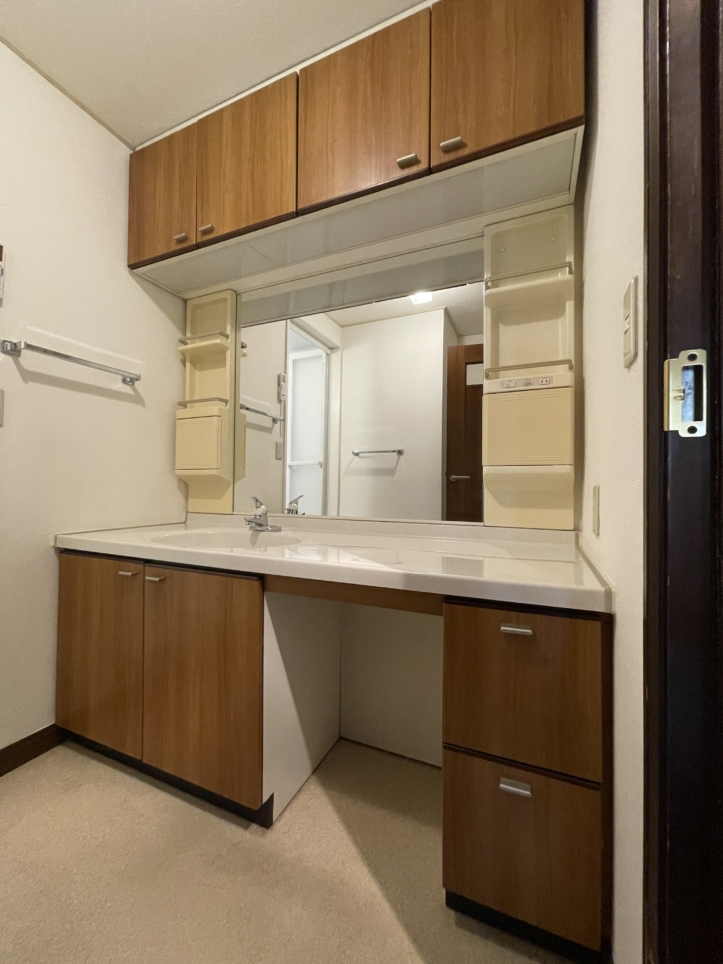 即入居可！【暖炉付き】椎名町駅徒歩5分・2人入居可・84㎡超のゆとりある2LDK＜ラ・メゾン＞