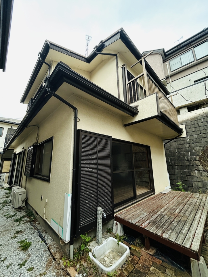 無料駐車場１台付【磯子区森６丁目戸建】　京浜急行本線　屏風浦駅　徒歩8分