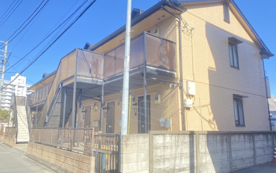 ベルジュルネ国領徒歩６分！大和施工でバス・トイレ別です♪