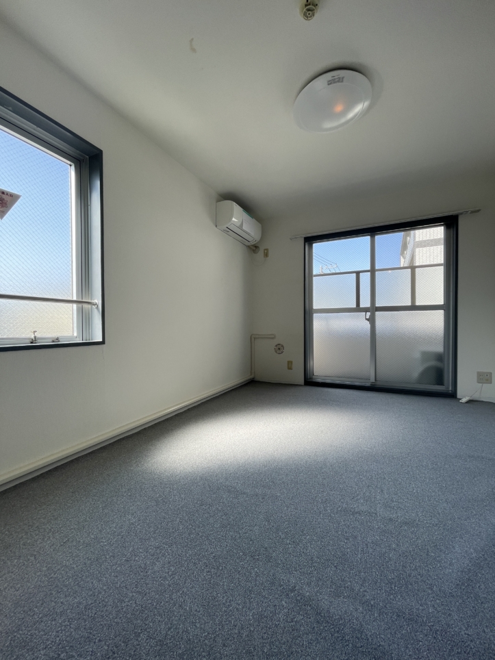 ◆駅徒歩7分×オートロック◆コンパクトな1R・2駅2路線利用可の好立地＜ウインベルソロ西目白＞