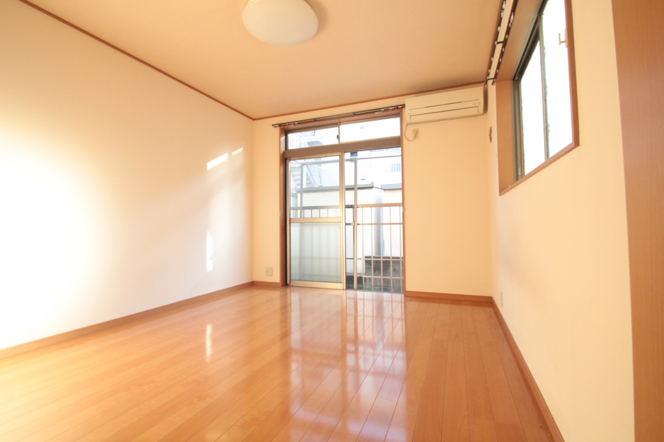 【アイリス】横国生に大人気！キッチン広くてオススメです♪