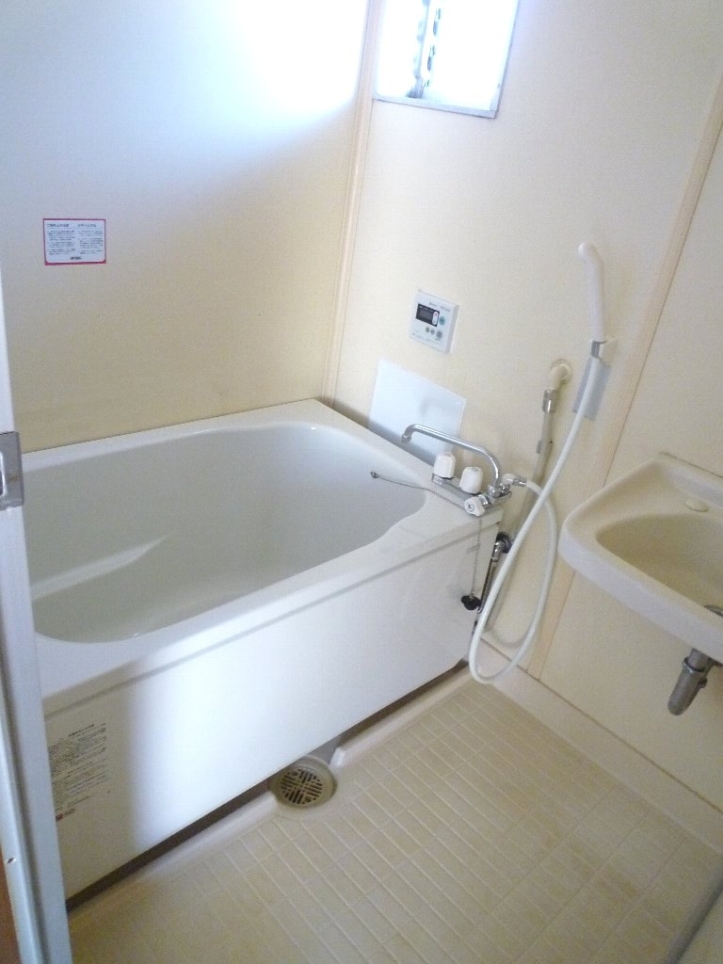 和室から洋室へ変更！1Kタイプのファミーユ☆