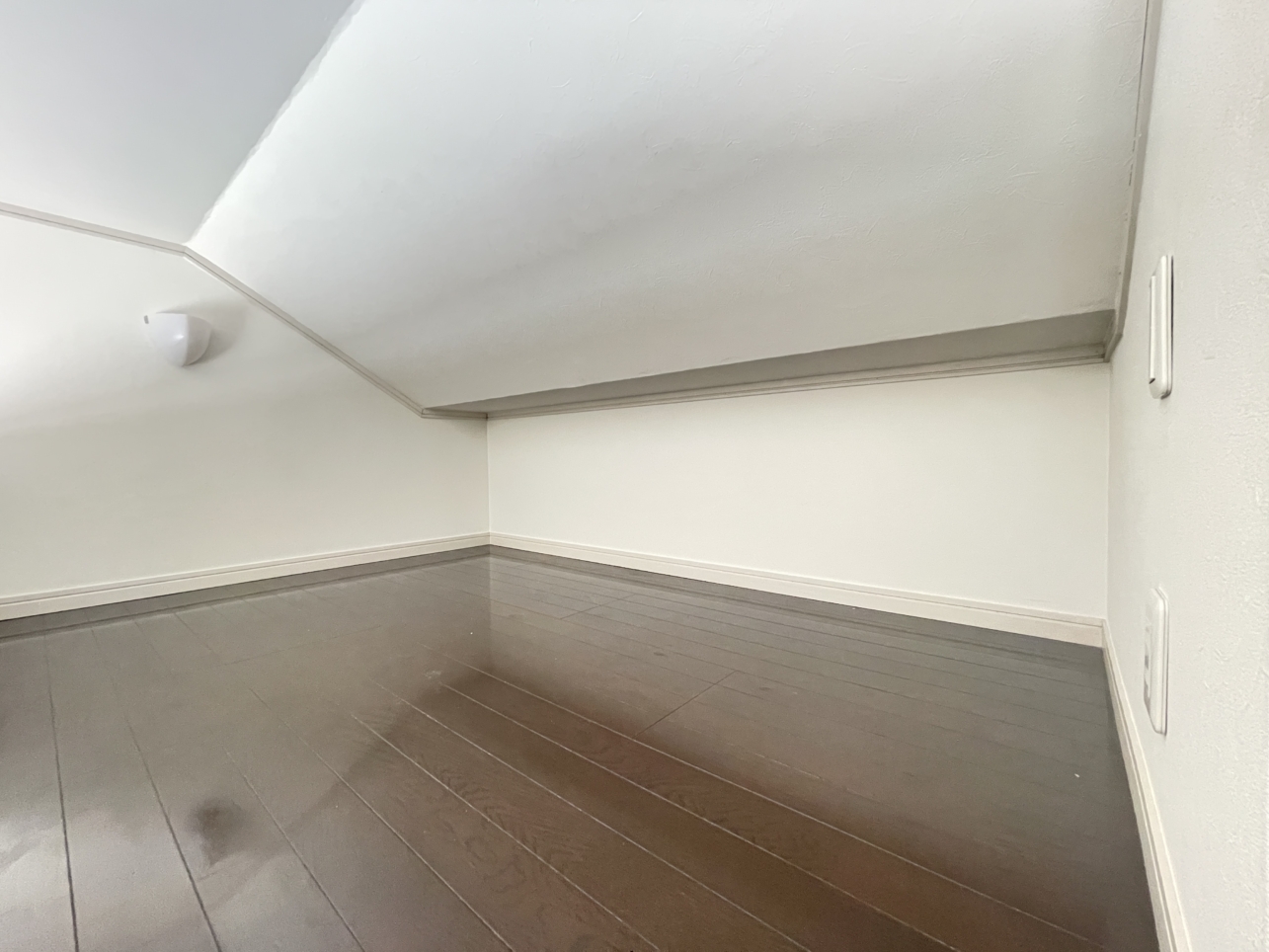 星川駅から徒歩10分以内！大通り近くで生活便利♪　～ソリッド・リファイン星川～