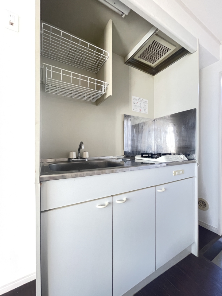 星川駅から徒歩10分以内！大通り近くで生活便利♪　～ソリッド・リファイン星川～