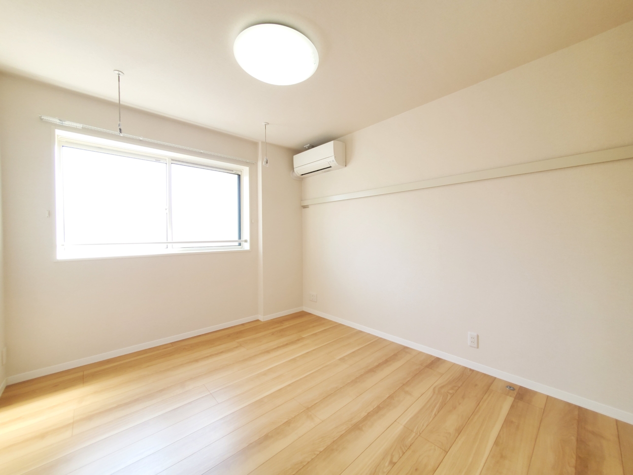 仙川駅エリア☆【トリシューラ　タキザカ】