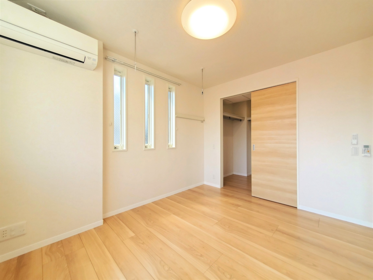 仙川駅エリア☆【トリシューラ　タキザカ】