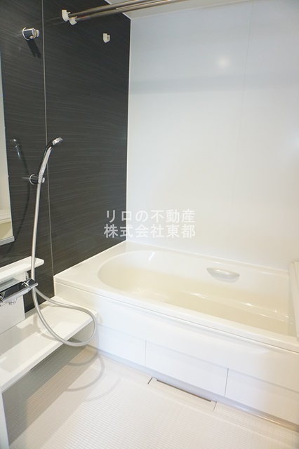 人気の築浅マンション♪ホワイトインブラック