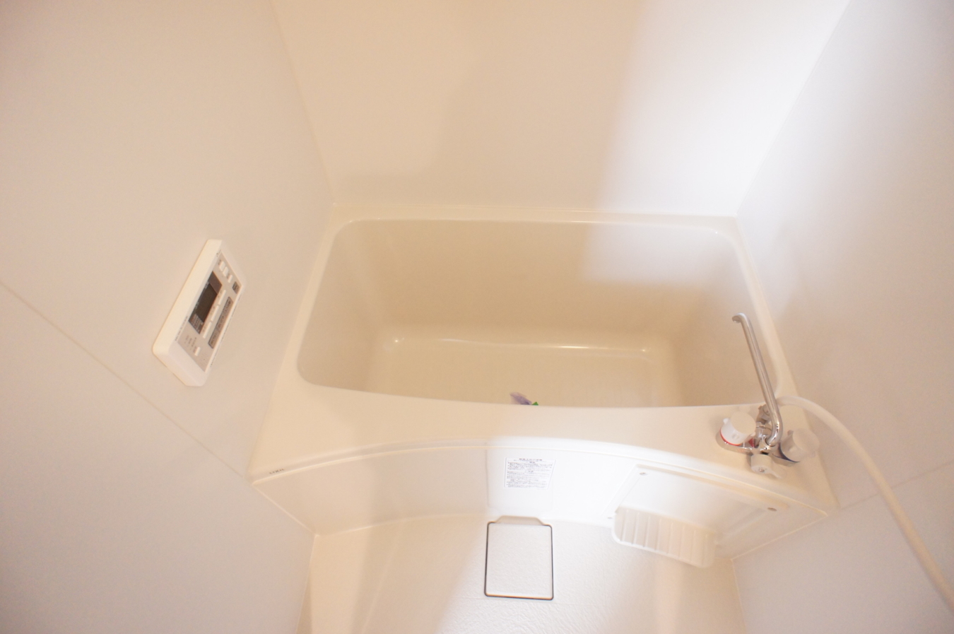 バス／トイレ別の1K☆(アザーレ・クオン中野島 104)