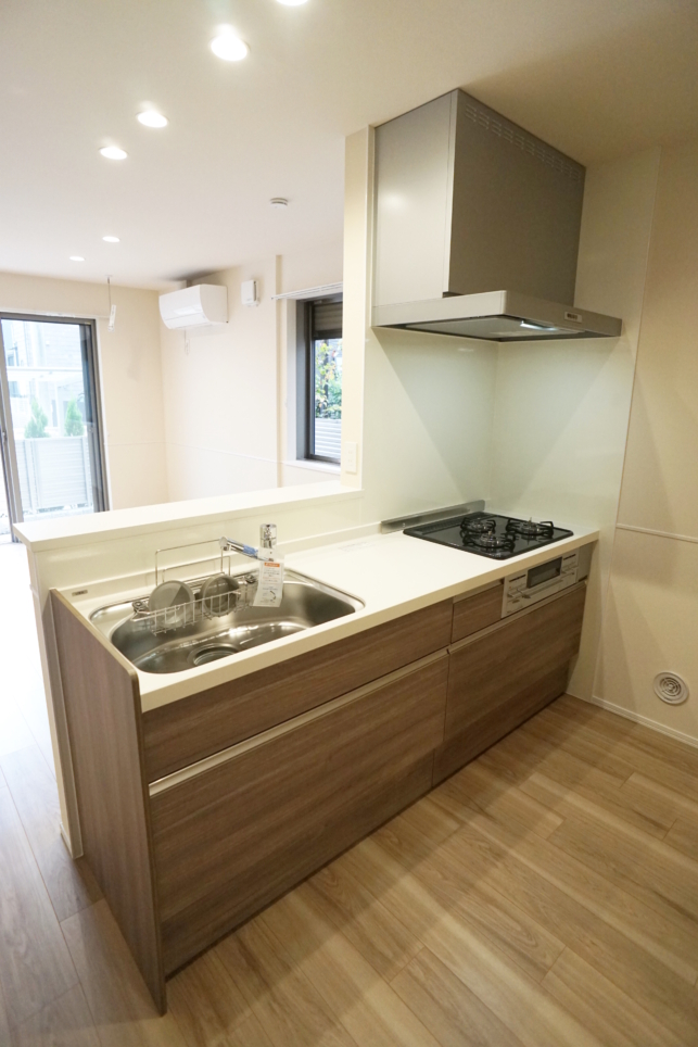 「築浅という贅沢、旭化成という安心。」鷺宮駅徒歩18分/フォートラヴォン101号室