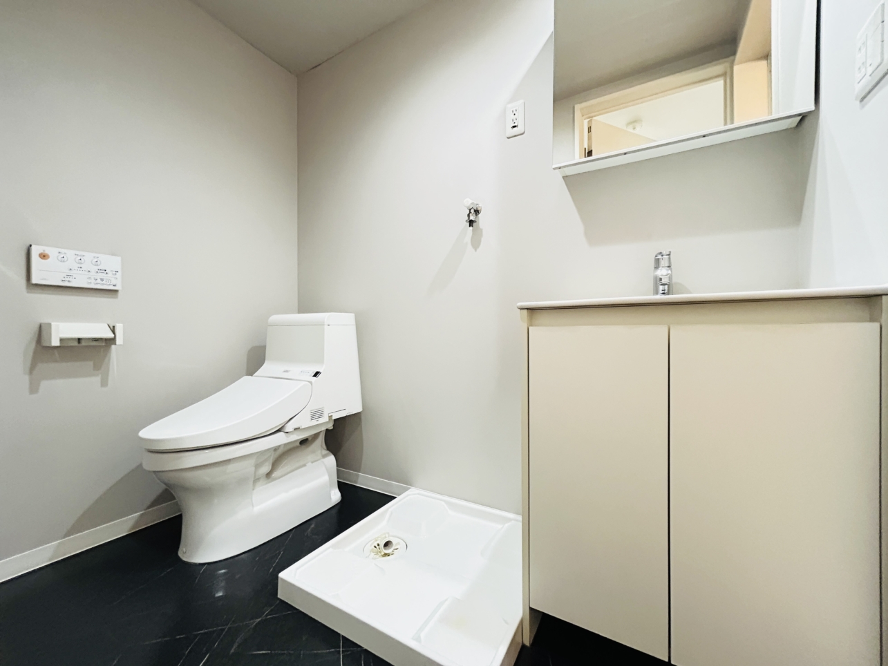 【パークFLATS横浜白楽】設備充実♪2017年築の築浅アパート★★