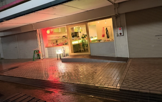 諏訪名店街の【modoki】さん