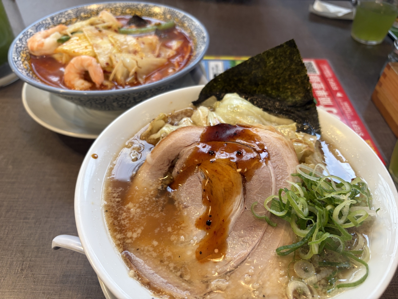 素揚げキャベツがおいしい！「きゃべとんラーメン」