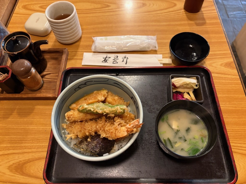 ◆千川で気軽に本格手打ちそばランチ 「安曇野」で味わう◆