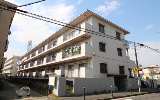 LDK10畳でご家族でも広々！ 平和日吉ハイツ（綱島）