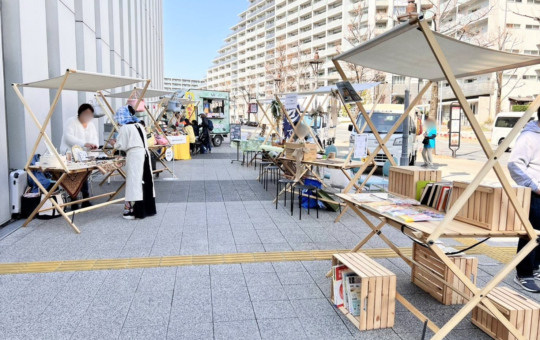 アートが街に溶け込む！しんゆりまちなかラウンジ♪