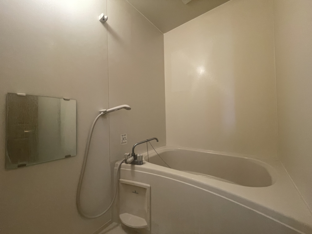 南向きの明るいお部屋♪サンリヴェール – 203号室