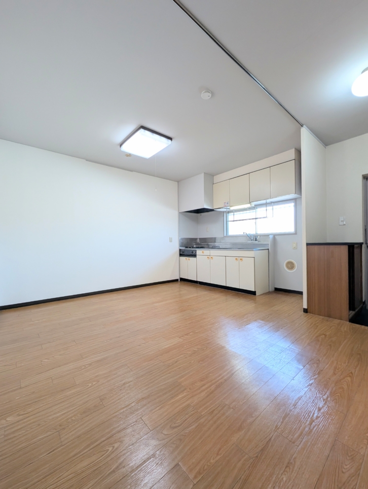 LDK10畳でご家族でも広々！ 平和日吉ハイツ（綱島）