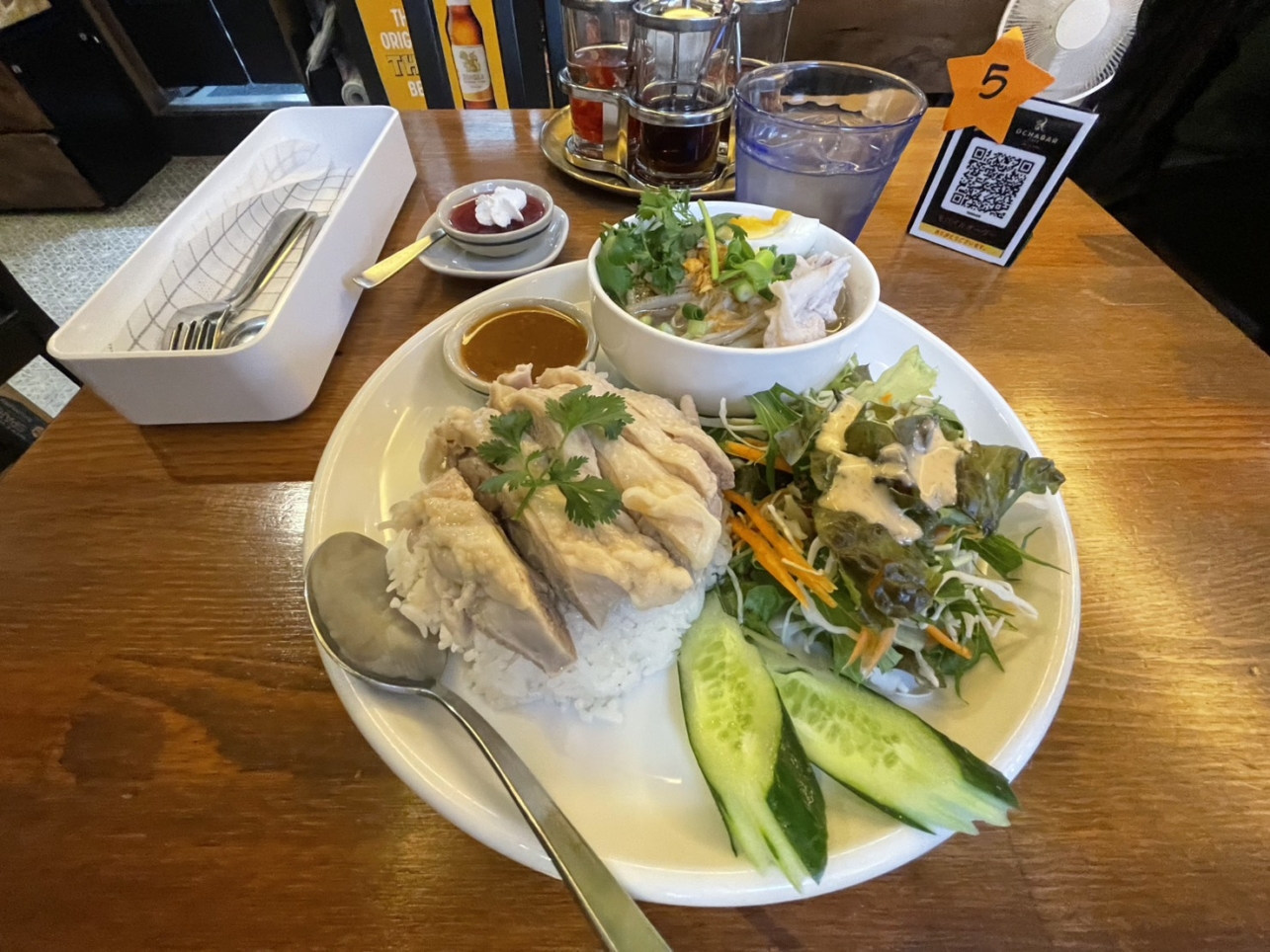 どれを食べても美味しい！タイ料理を気軽に味わえる！　～OCHABAR CAFE(オチャバーカフェ)～