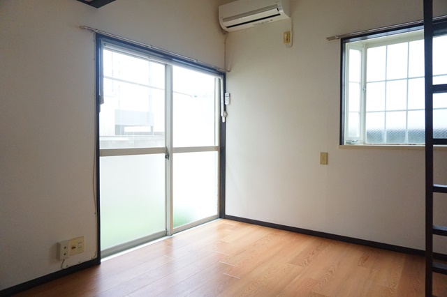 【当社管理物件】ロフト付で最初のお部屋にはうってつけ！／はっぴーはいむ新川　110号室