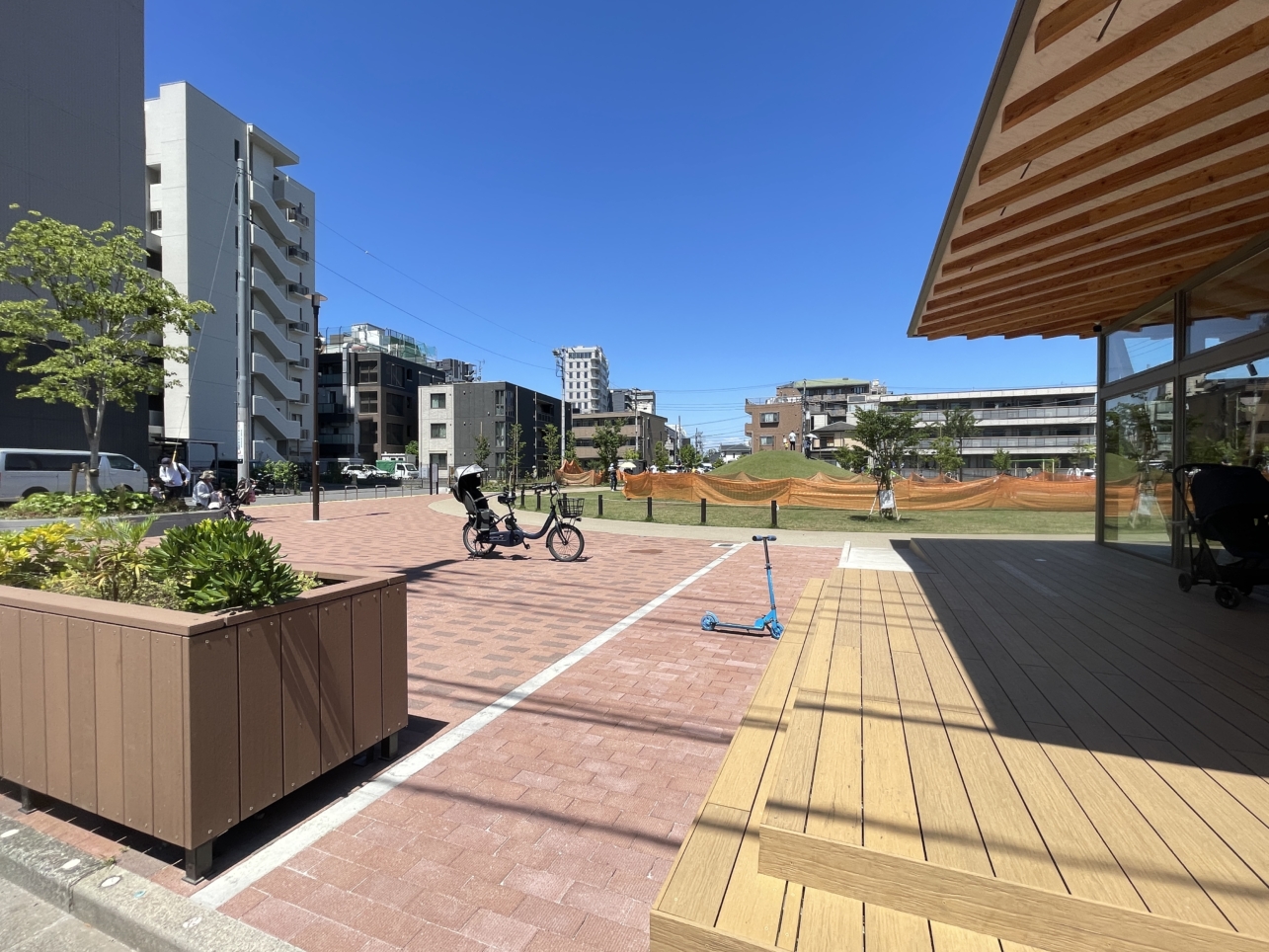 川崎市初の街区公園での Park-PFI 施設☆【NOBORITO ROOF PARK CAFÉ＆BAR】