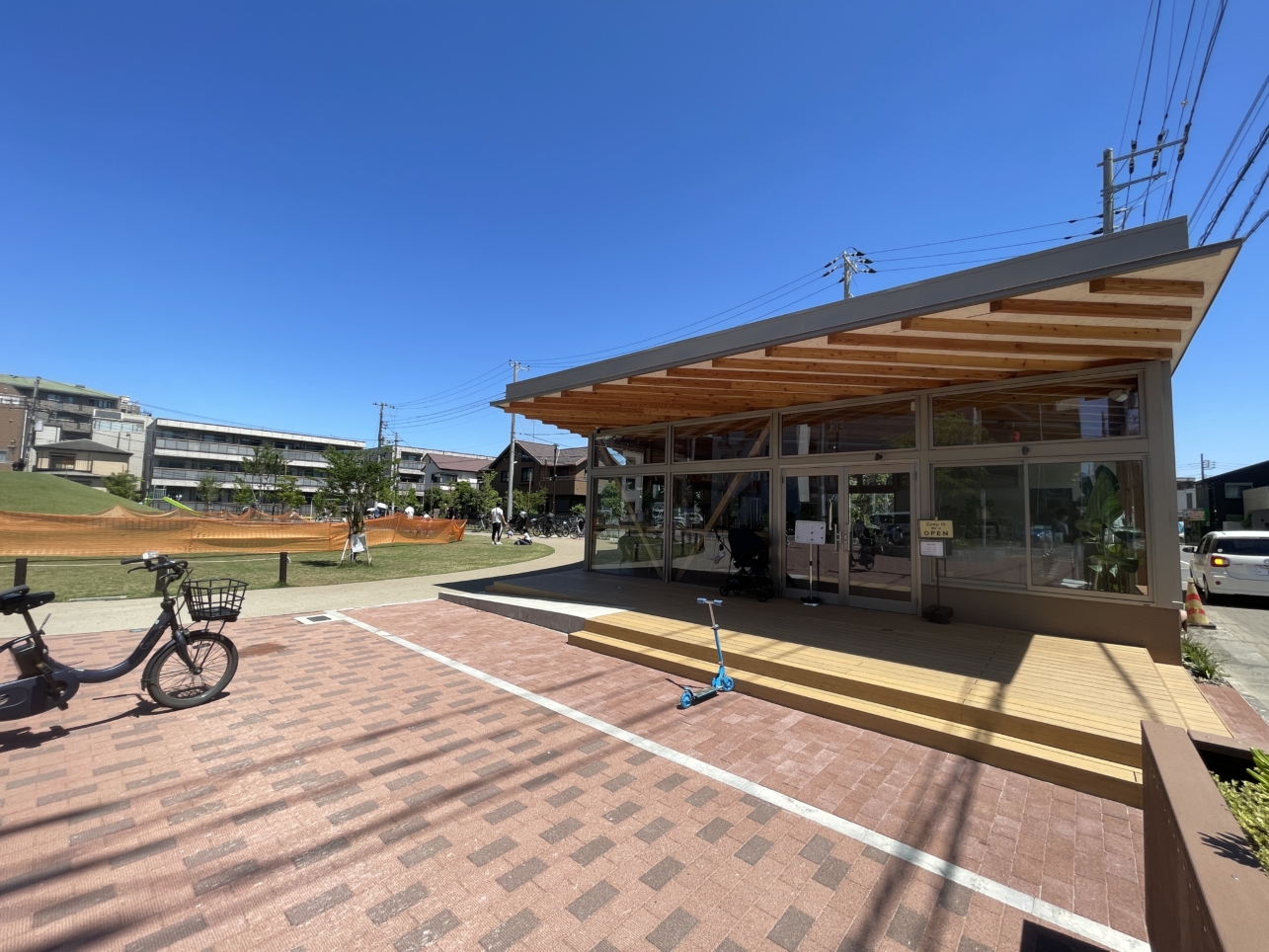 川崎市初の街区公園での Park-PFI 施設☆【NOBORITO ROOF PARK CAFÉ＆BAR】