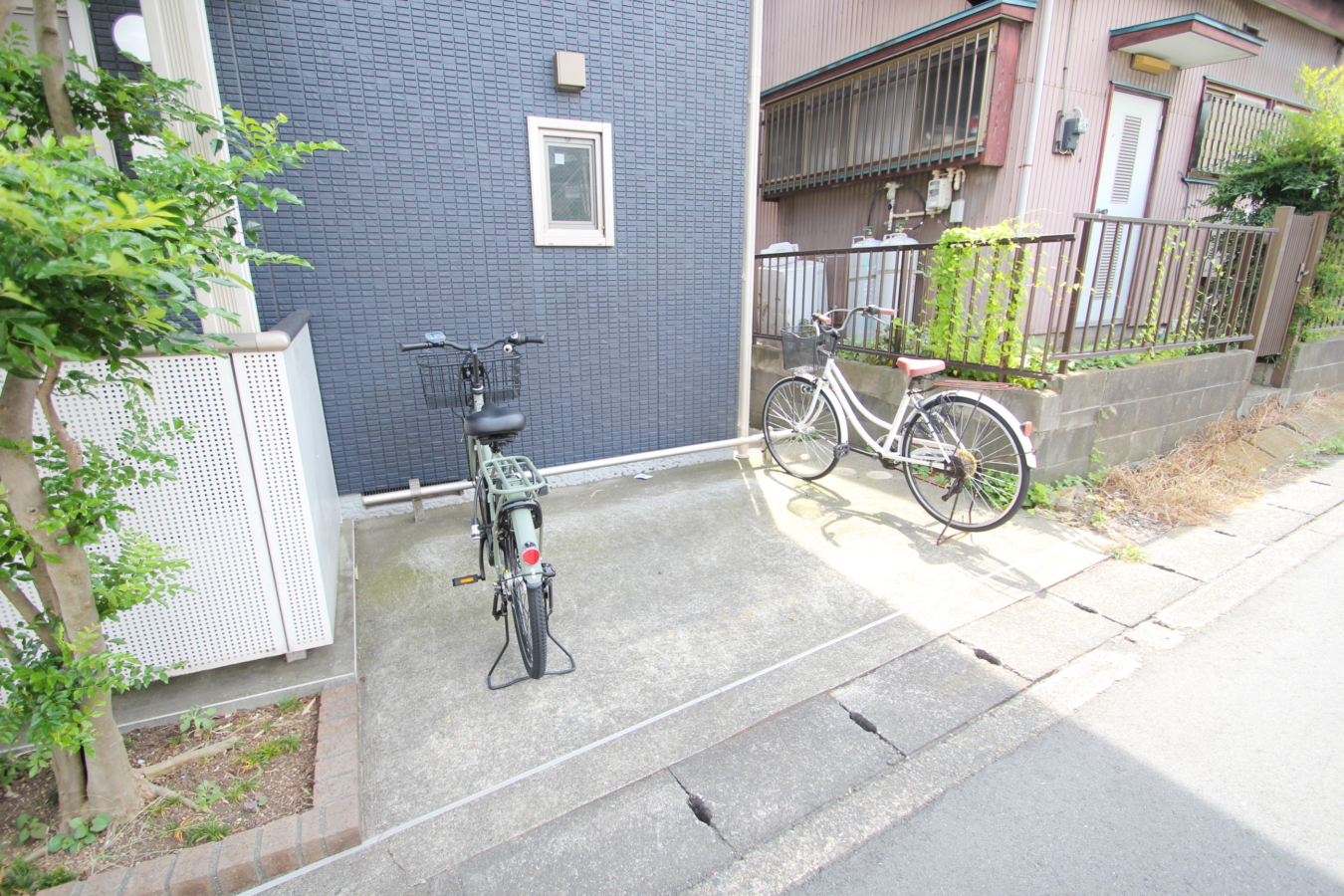 【アーバンヴィレッジⅡ】便利な二俣川駅☆敷地内駐車場完備