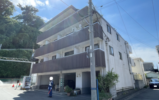 休日は食べ歩きに行けちゃう◎　〔コーポ山下〕