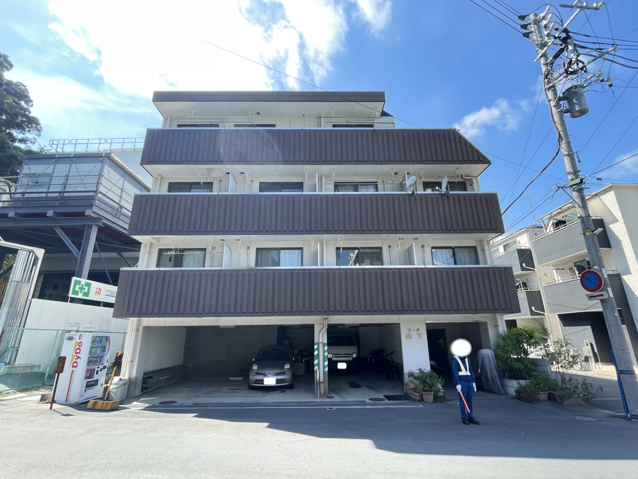 休日は食べ歩きに行けちゃう◎　〔コーポ山下〕