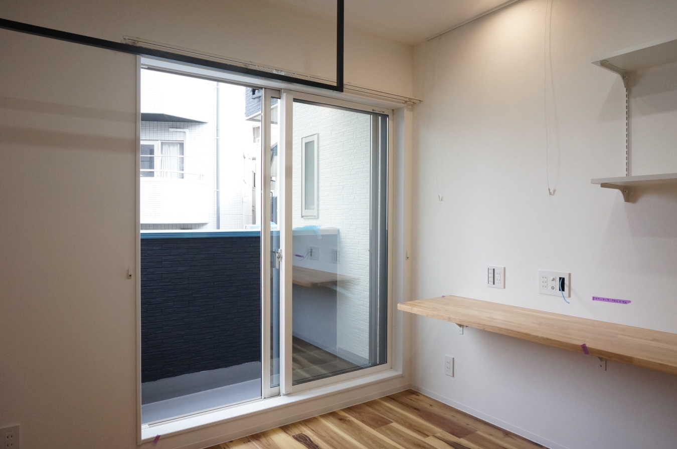 【女性限定・家具家電付き】池袋へ最短3分！安心＆快適なひとり暮らしを叶えるお部屋＜イール上池袋＞