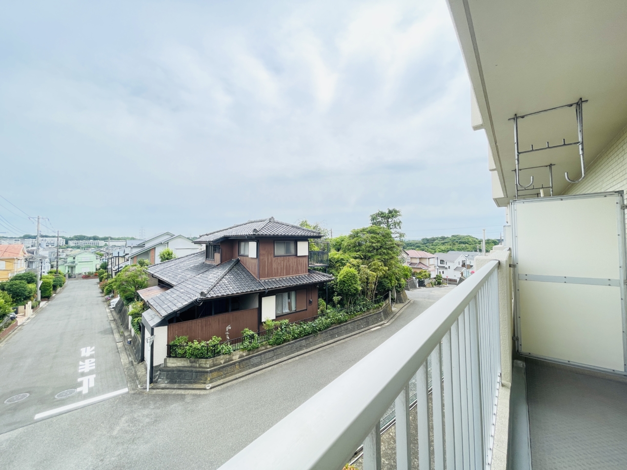 【ヒルクレスト石川】閑静な住宅地のRC造マンション☆敷地内駐車場あり