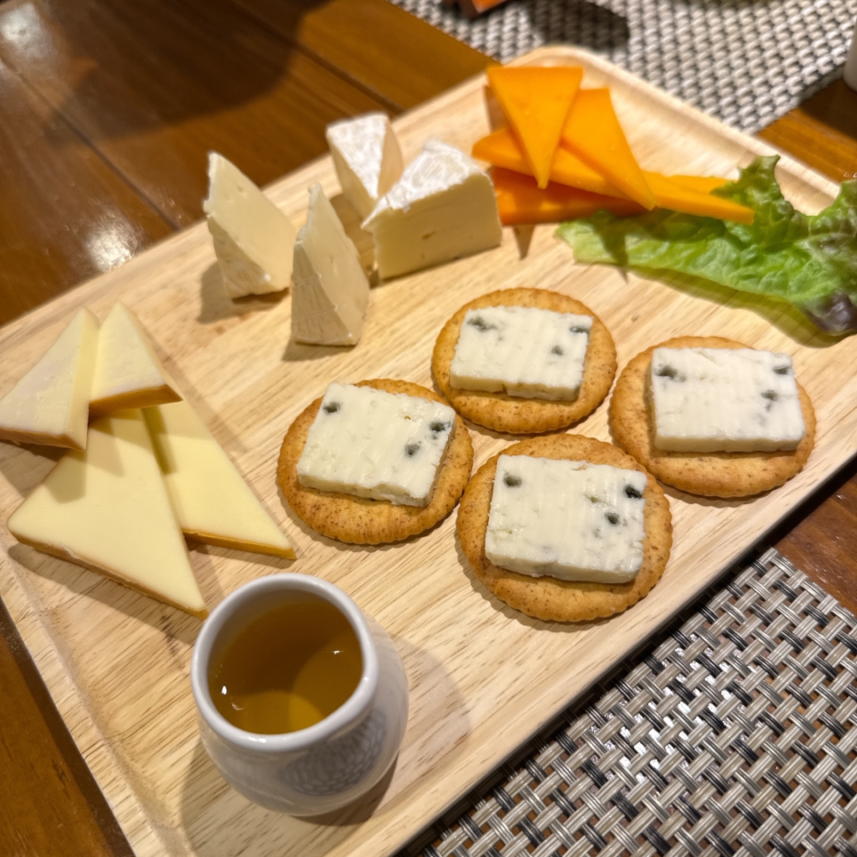 自家製サングリアと料理が映えるし美味しい♪【さんぐり家 武蔵小杉わいん処】