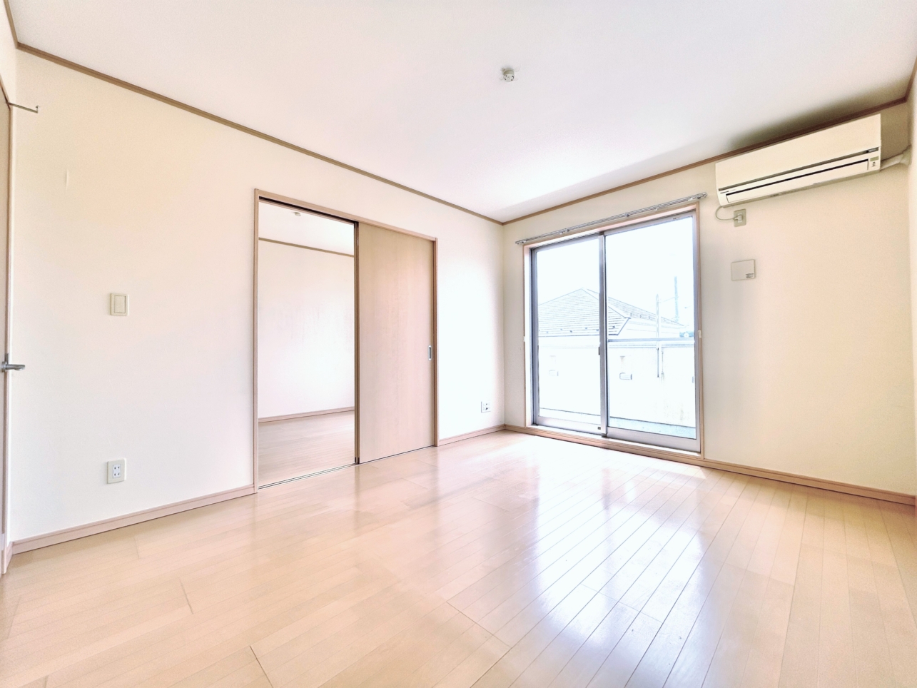 大切なペットとのびのび暮らせるオシャレな2LDK！Ａｌｉｖｉｏ　Ⅰ♪