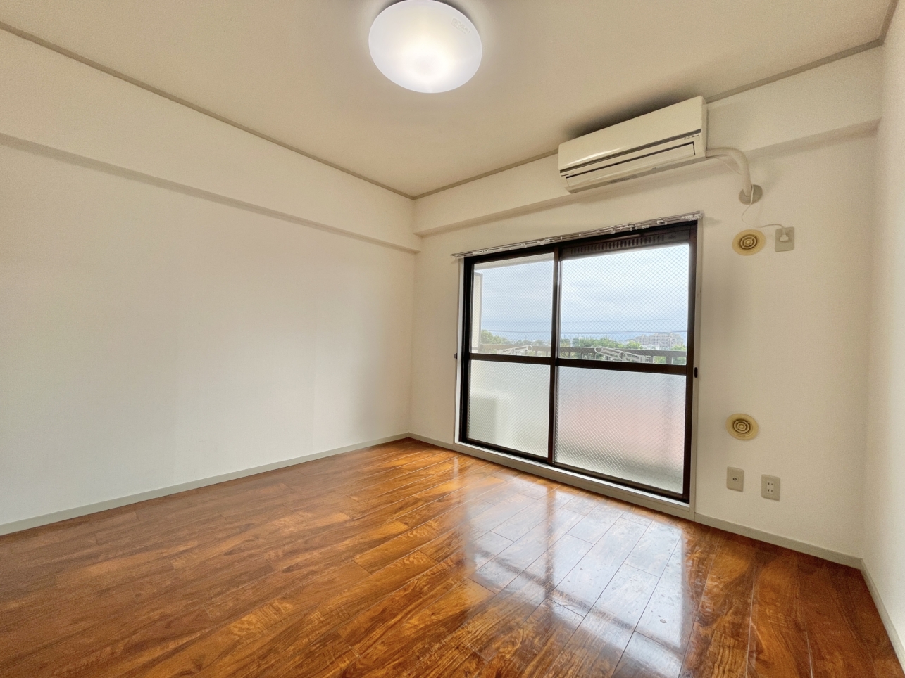 ファンタジア壱番館  402号室