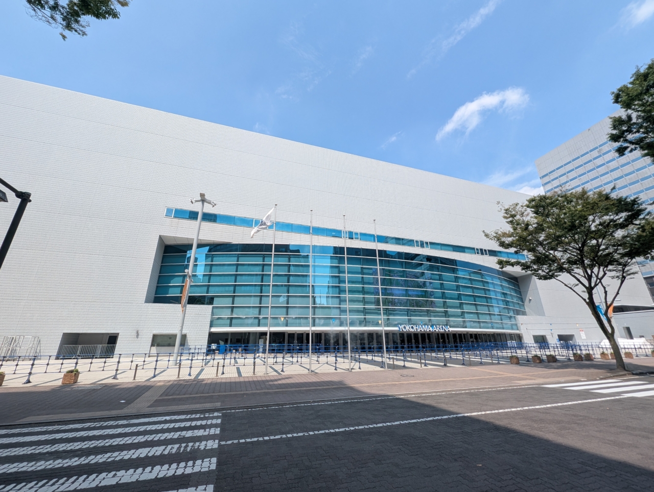 横浜アリーナ（新横浜）