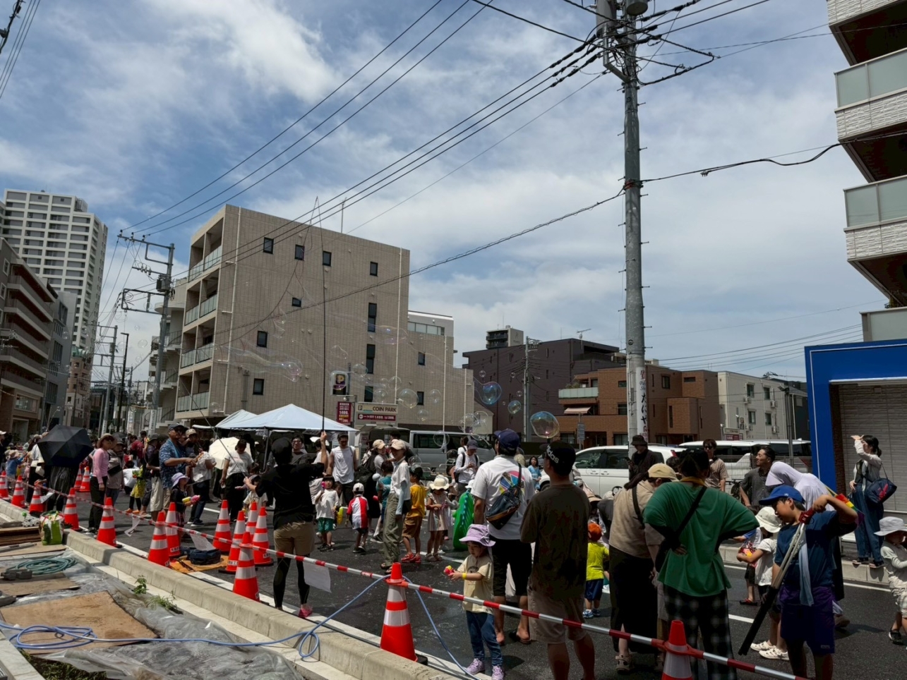 子どもから大人まで楽しめた！【打ち水イベント】