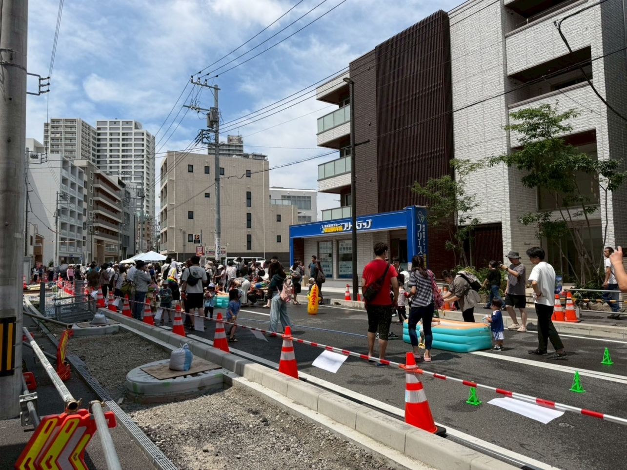 子どもから大人まで楽しめた！【打ち水イベント】