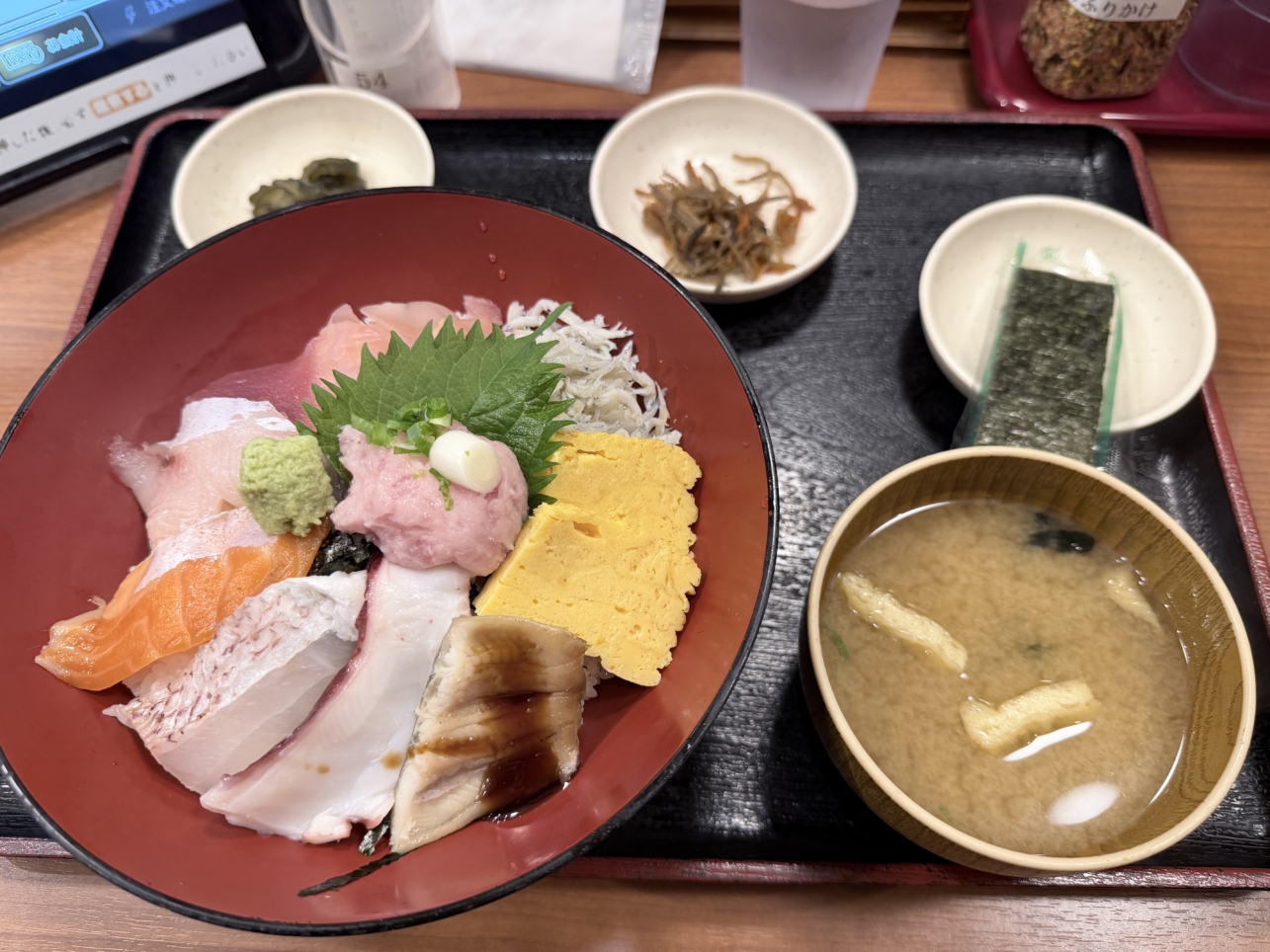 多摩センター駅構内の「大衆食堂　定食のまる大」☆