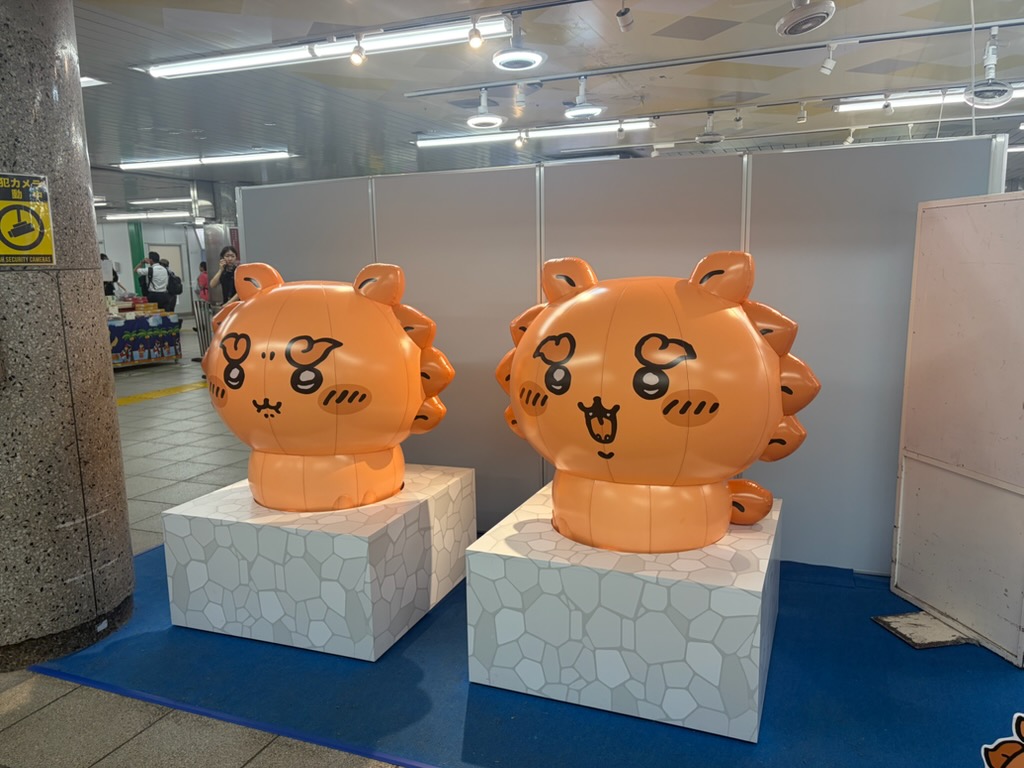 ちいかわ「シーサーのおみやげやさん」が池袋に登場🌺