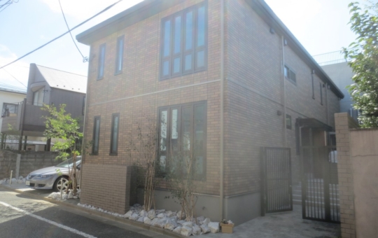 人気エリアだが閑静な住宅街へ　桜新町駅徒歩5/デュオハイム
