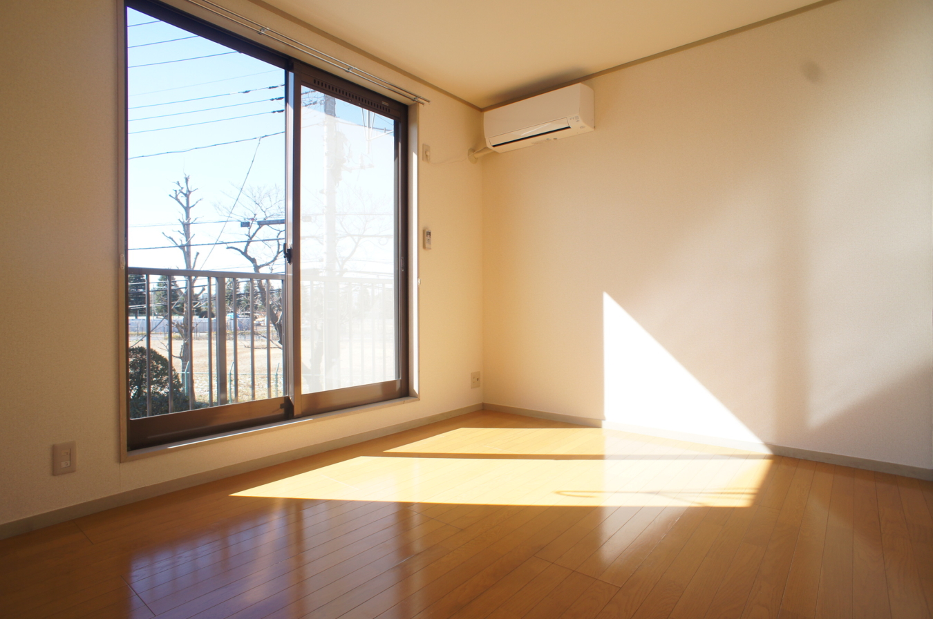 駅徒歩５分の好立地☆最上階のお部屋！！（コンフレール和泉）