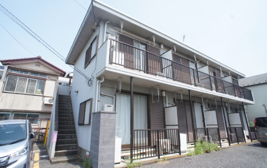 駅徒歩５分の好立地☆最上階のお部屋！！（コンフレール和泉）