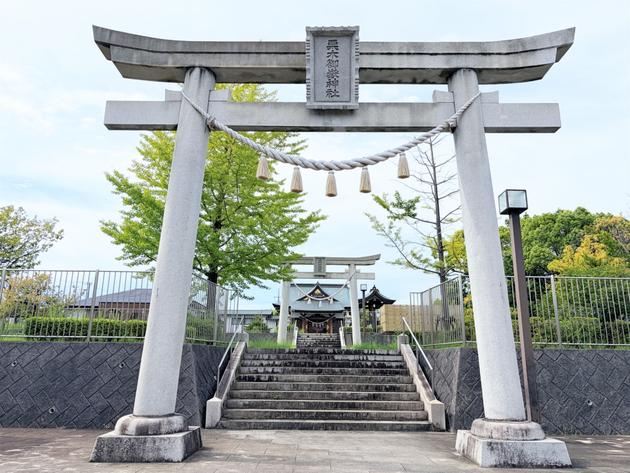 大きな空と澄んだ空気に包まれる！栗木御嶽神社♪