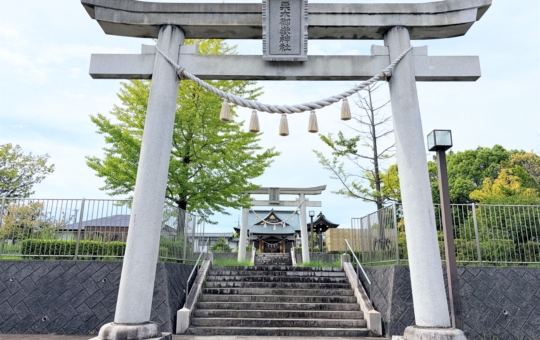 大きな空と澄んだ空気に包まれる！栗木御嶽神社♪