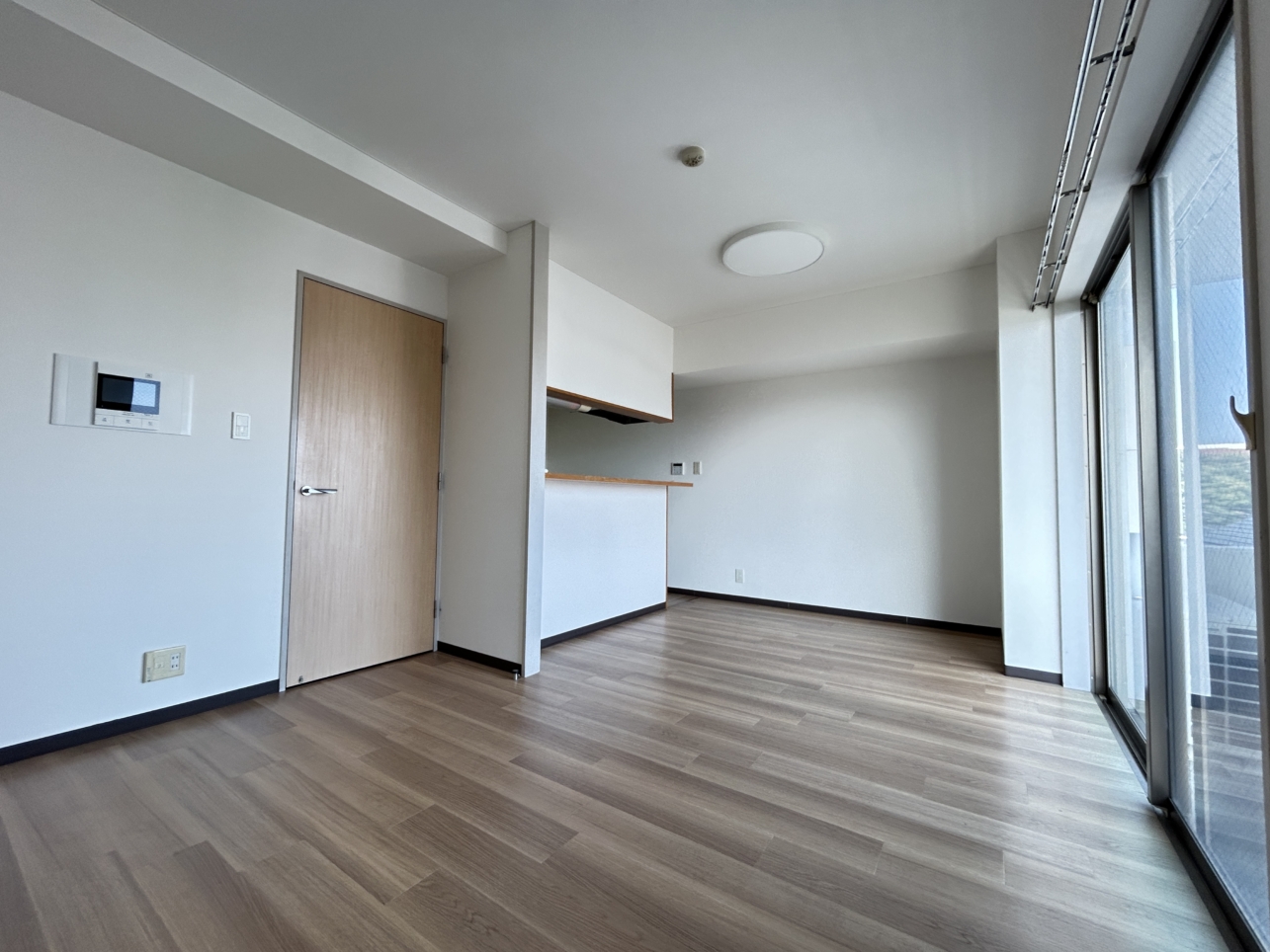 【ＲＥＧＥＮＣＹ　ＣＯＵＲＴ】全室トランクルーム付きのお部屋です♪
