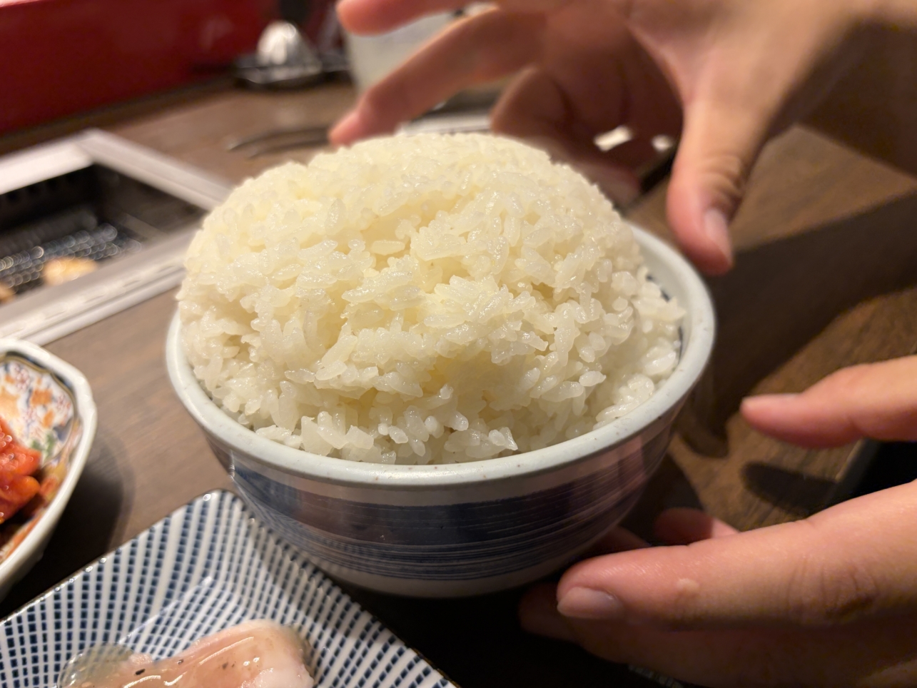 肉が飛んでくる⁉　特急レーン焼肉