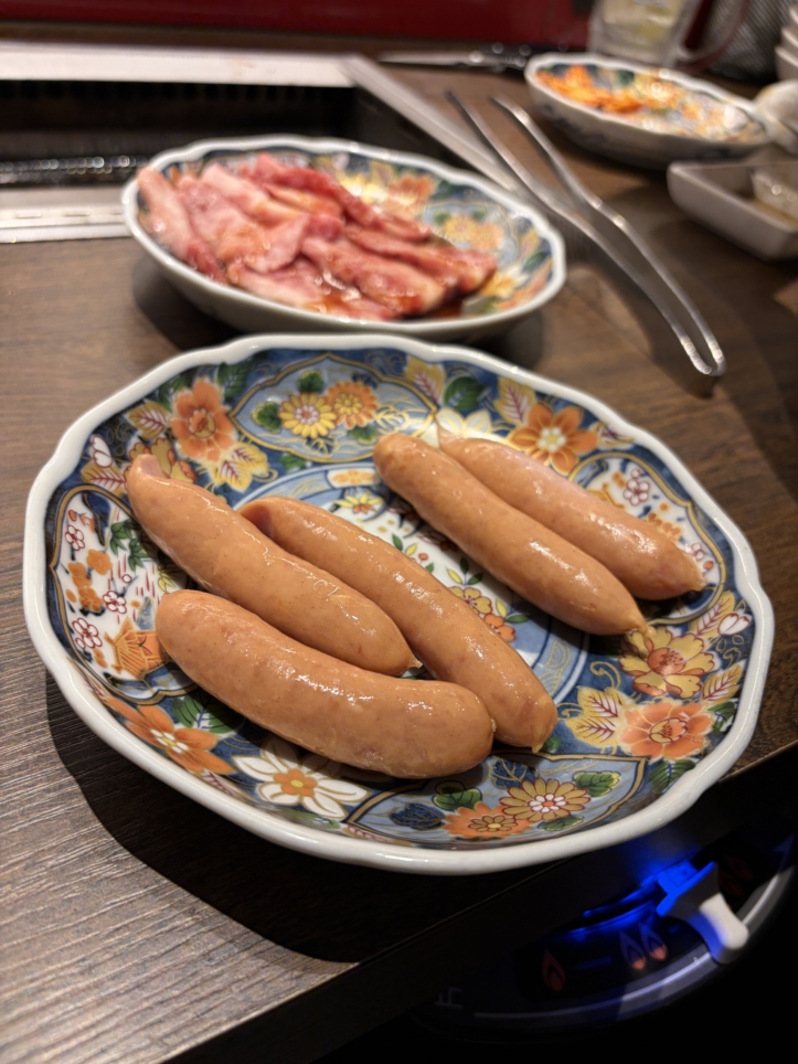 肉が飛んでくる⁉　特急レーン焼肉