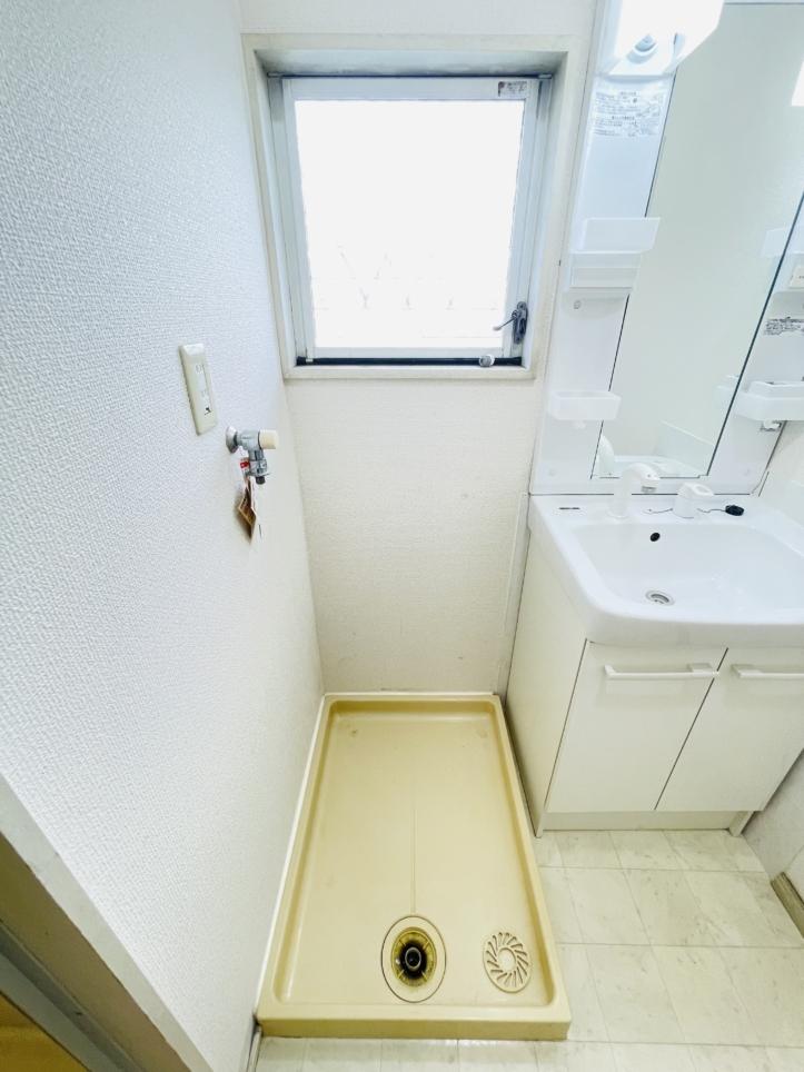 【クレセントＮ参番館】角部屋最上階☆敷地内駐車場あり