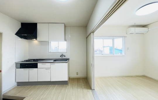 【クレセントＮ参番館】角部屋最上階☆敷地内駐車場あり